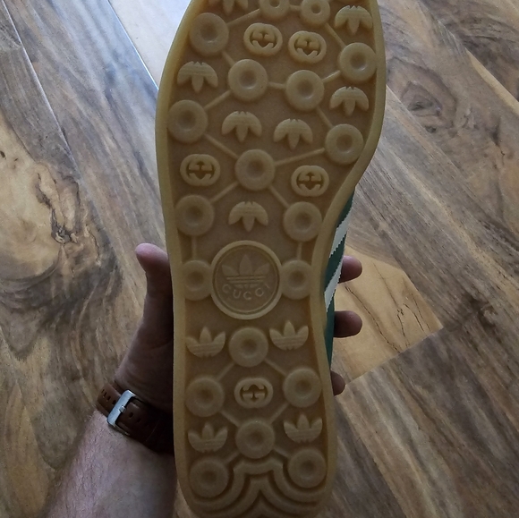 Gucci x adidas size 10.5 - Picture 5 of 5